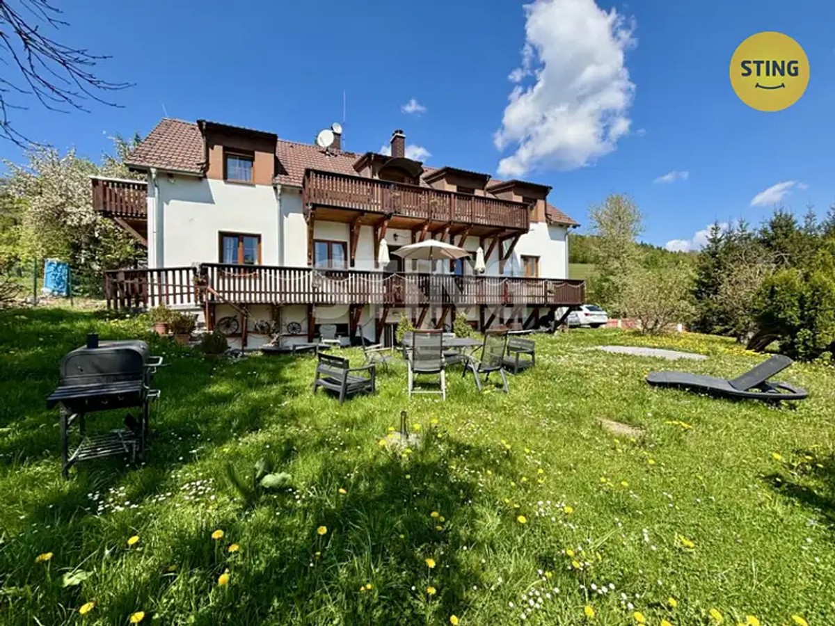 Prodej domu 334 m², pozemek 2308 m²