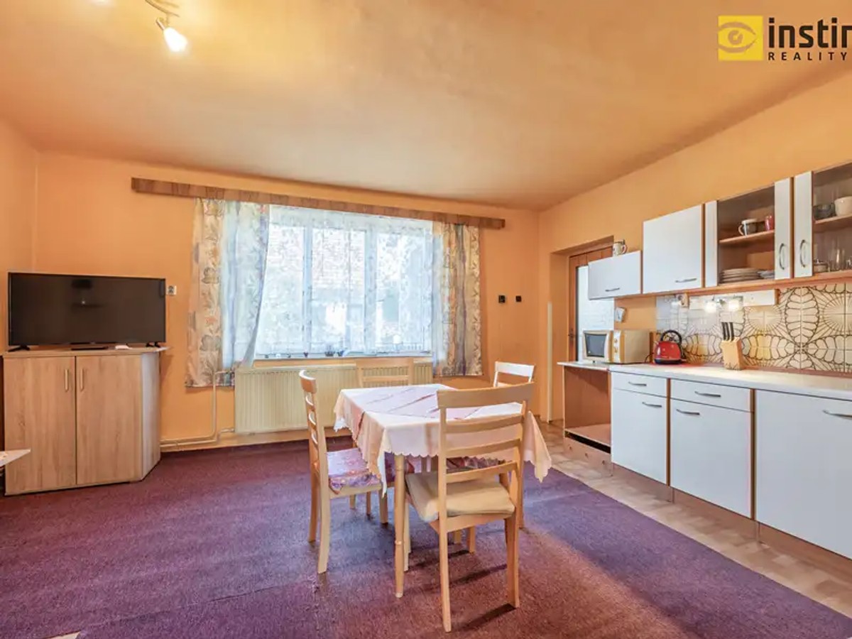 Prodej domu 220 m², pozemek 864 m²