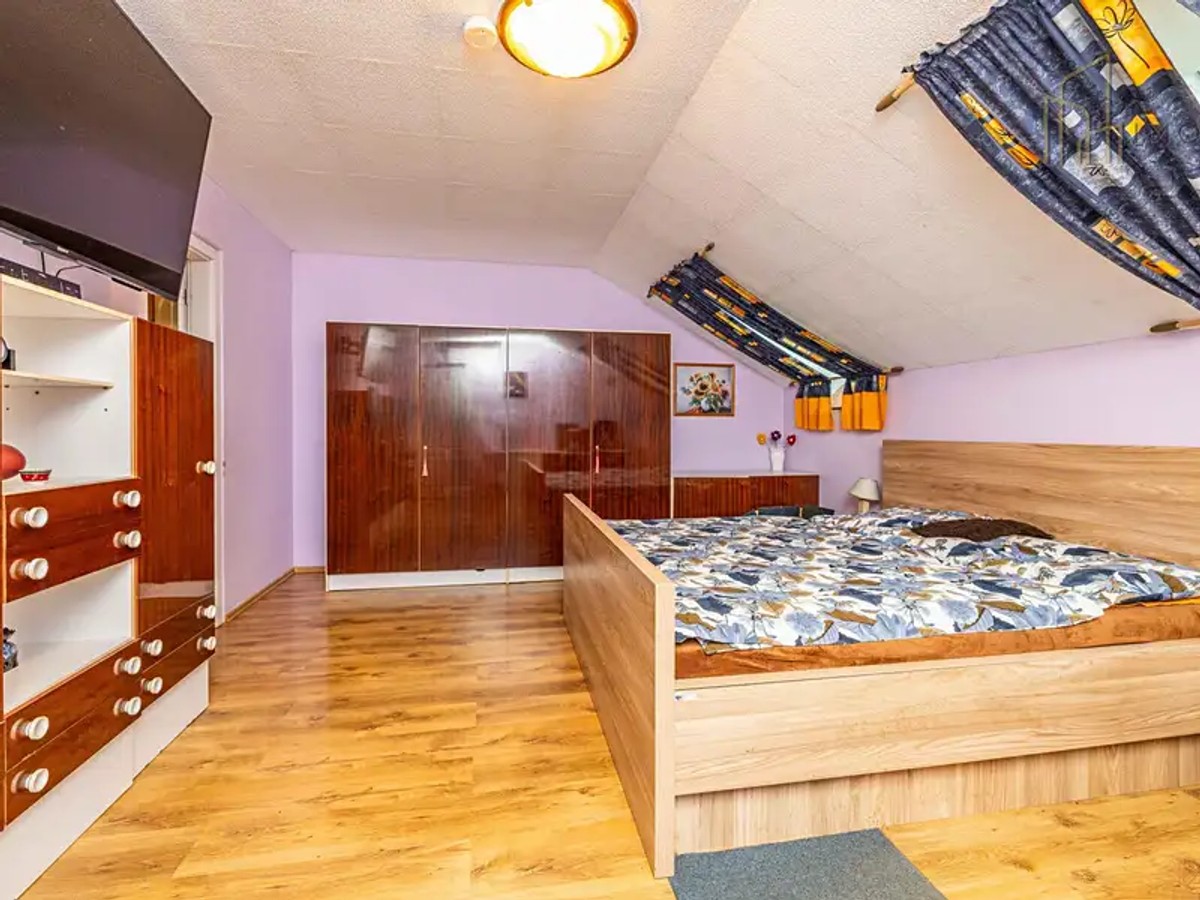 Prodej domu 308 m², pozemek 1634 m²
