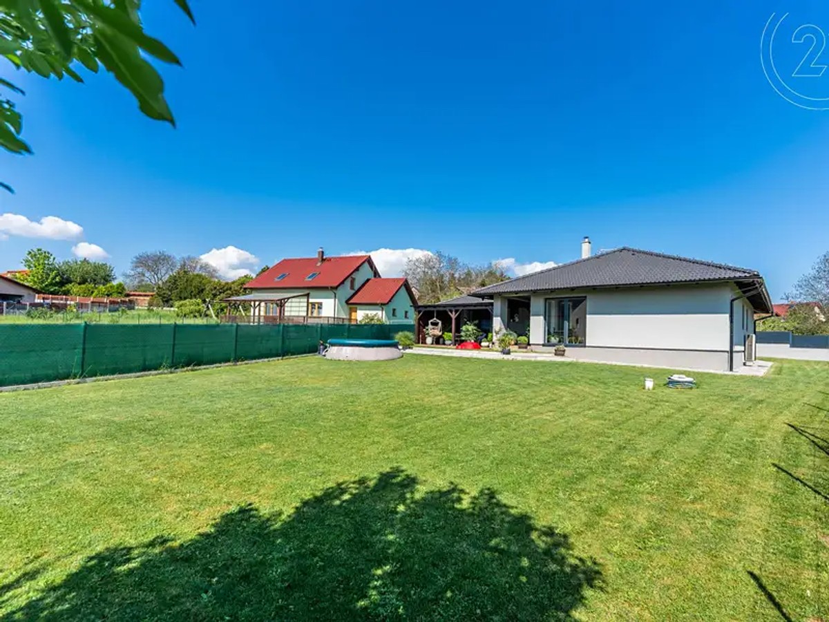 Prodej domu 226 m², pozemek 987 m²