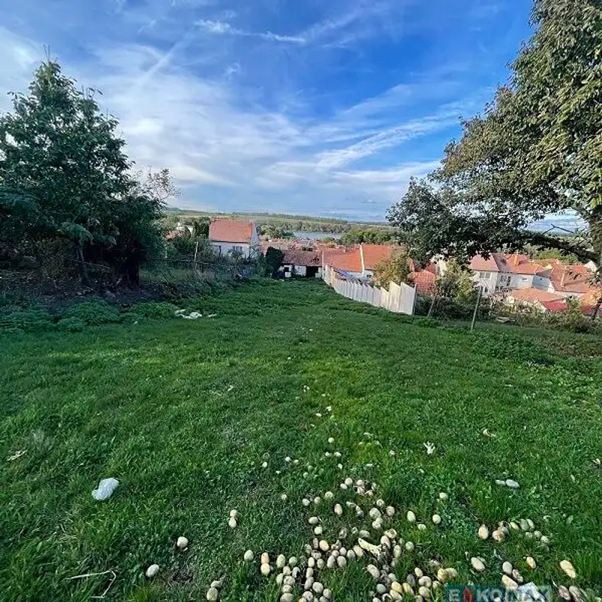 Prodej stavebního pozemku 1953 m²