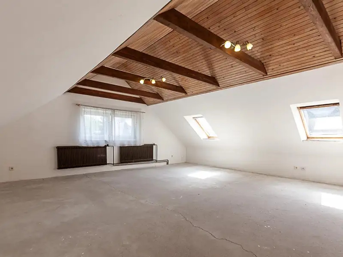 Prodej domu 450 m², pozemek 1292 m²