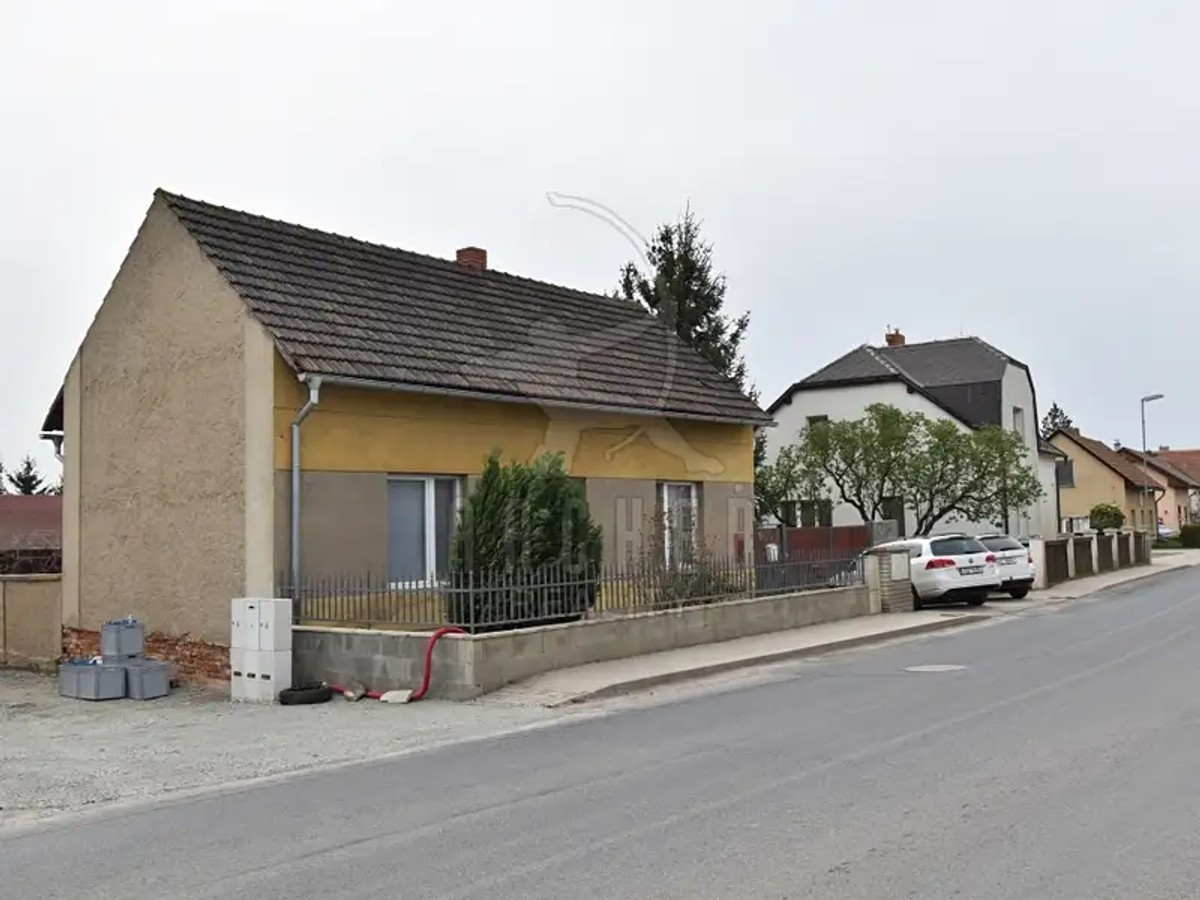 Prodej domu 100 m², pozemek 910 m²