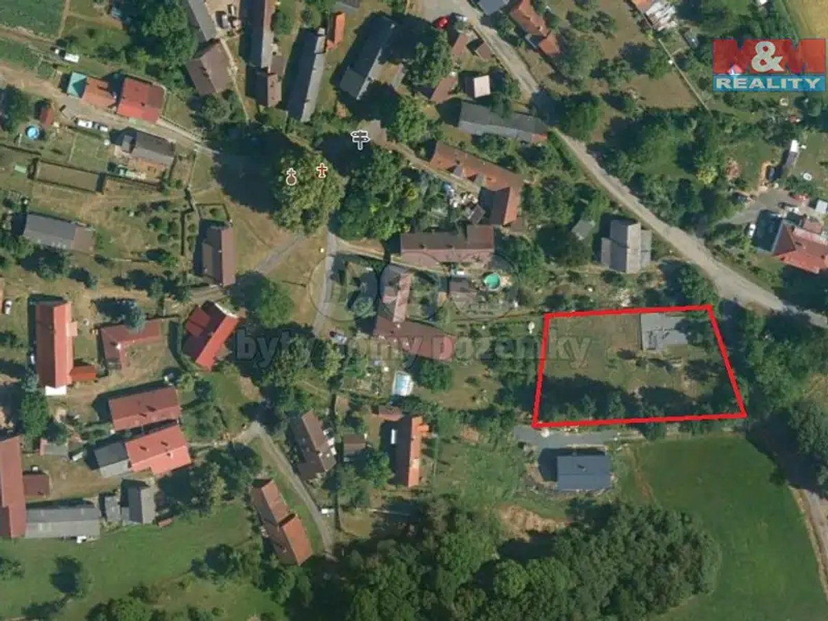 Prodej stavebního pozemku 1922 m²