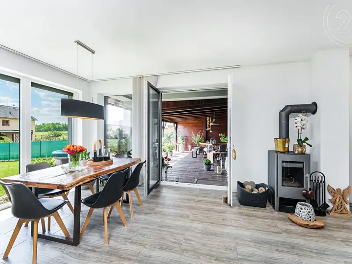 Prodej domu 226 m², pozemek 987 m²