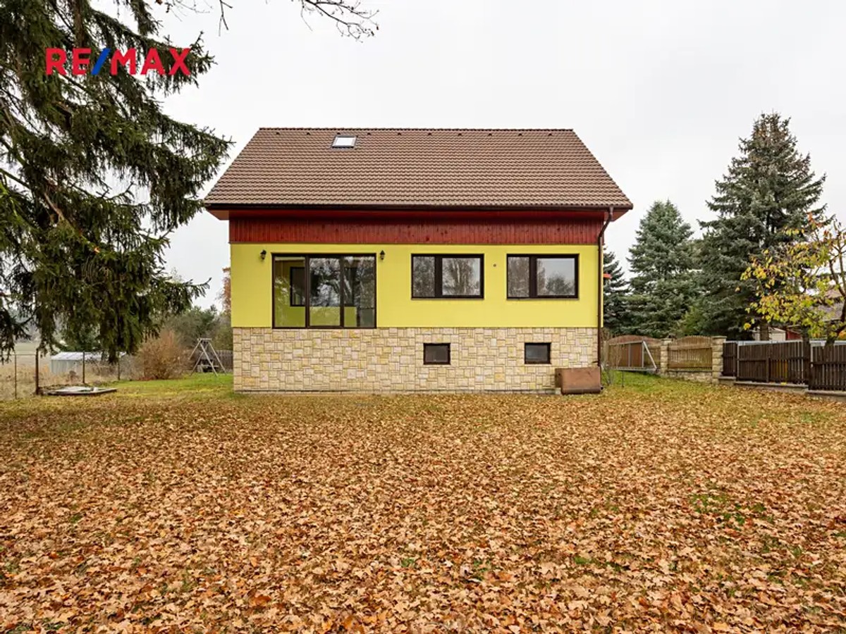 Prodej domu 200 m², pozemek 814 m²