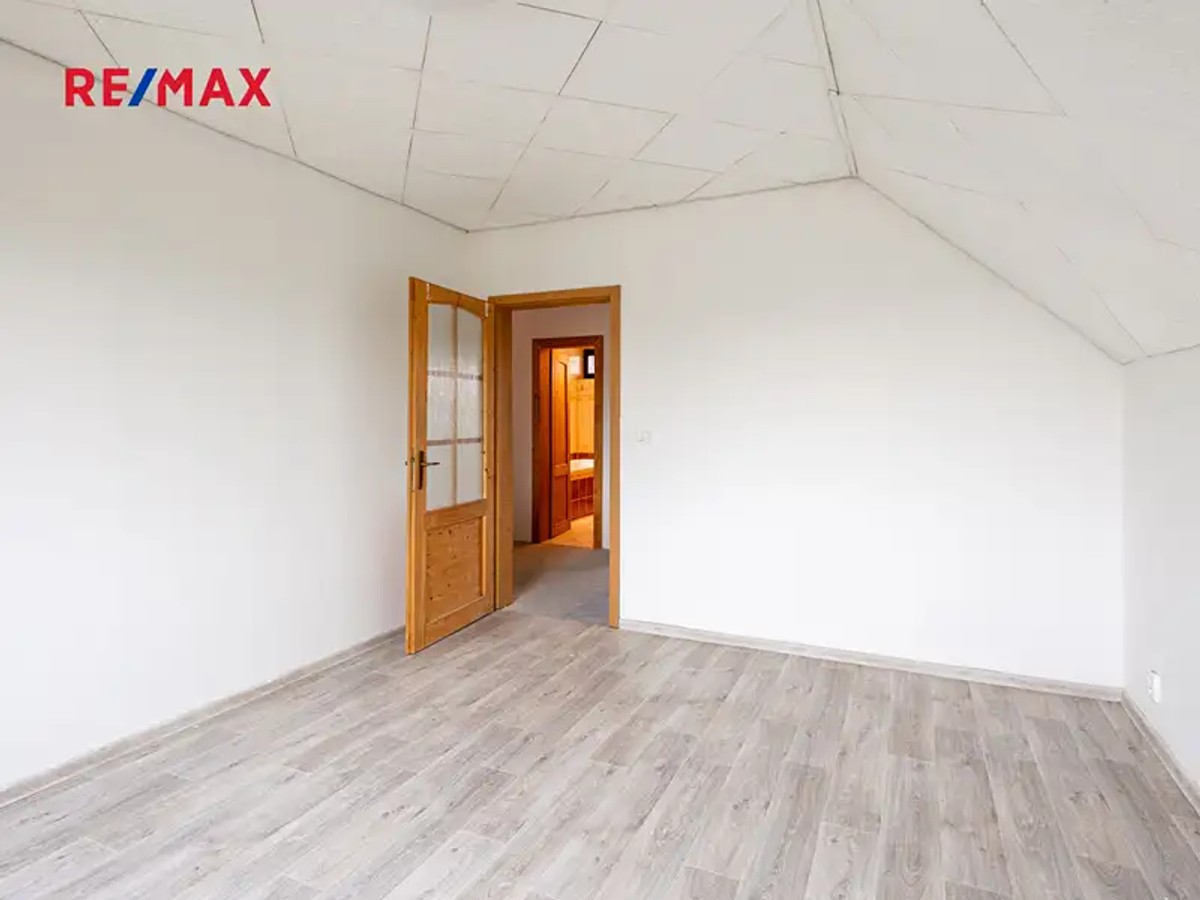 Prodej domu 200 m², pozemek 814 m²