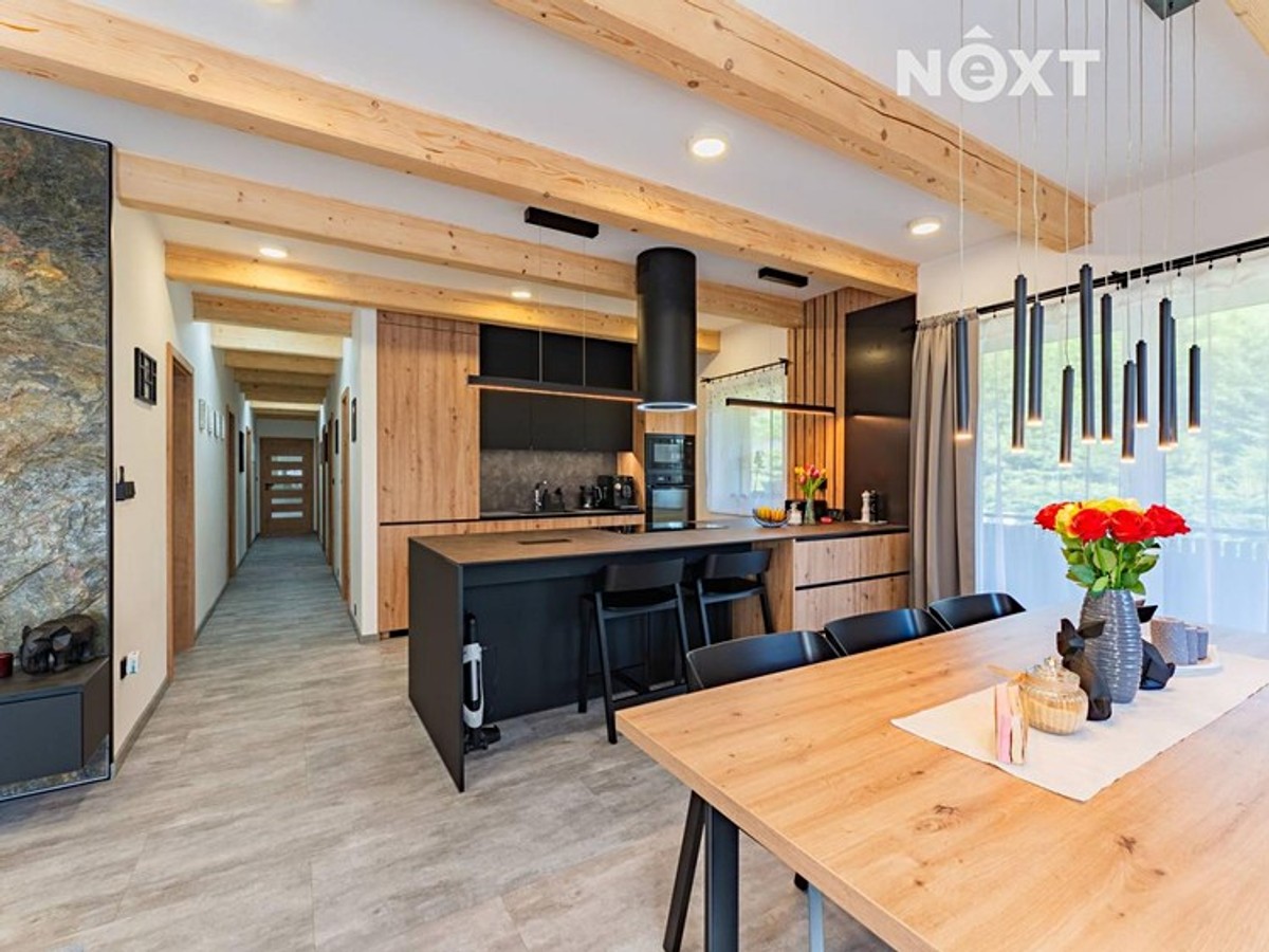Prodej domu 178 m², pozemek 1084 m²