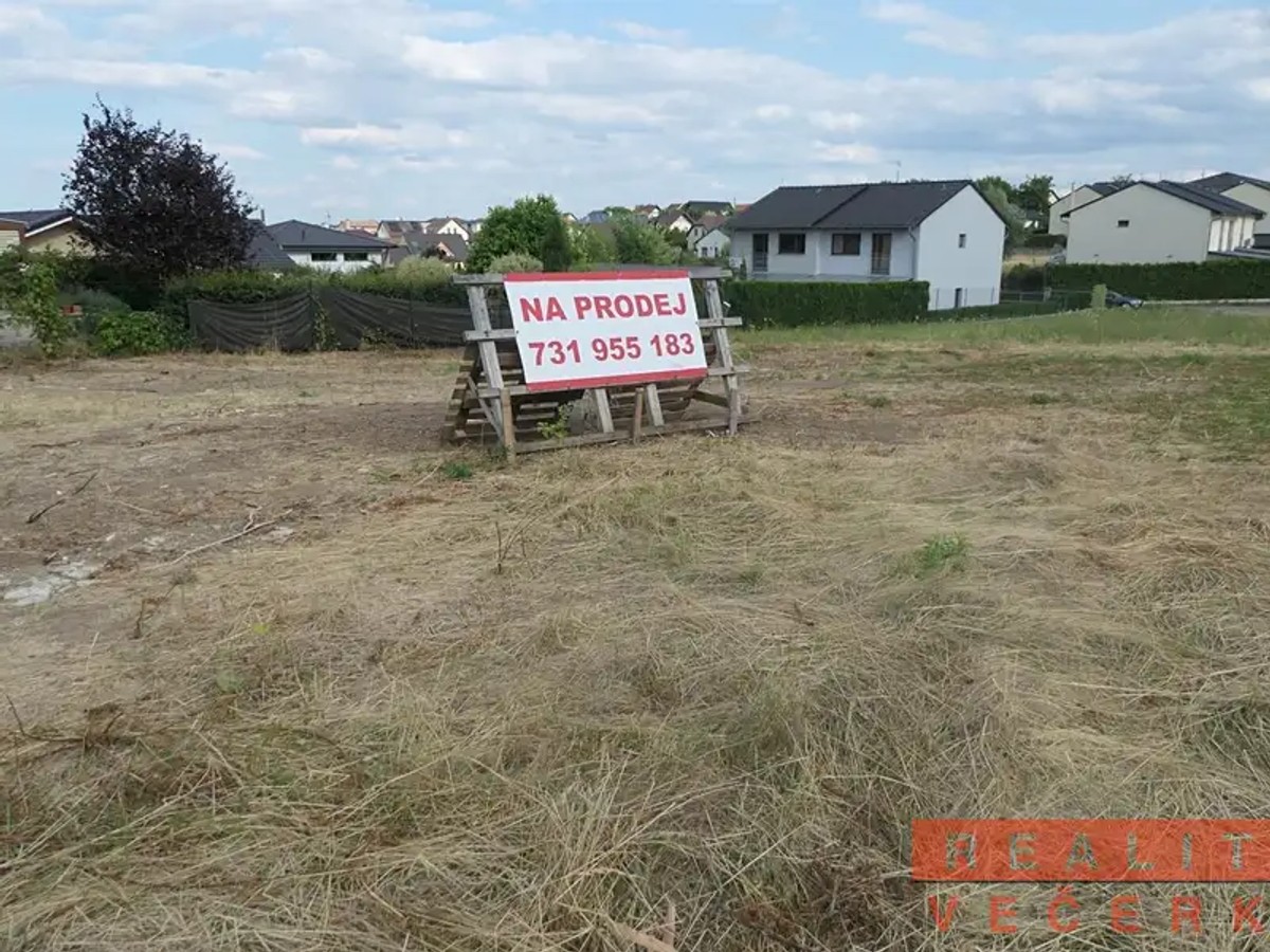 Prodej stavebního pozemku 794 m²