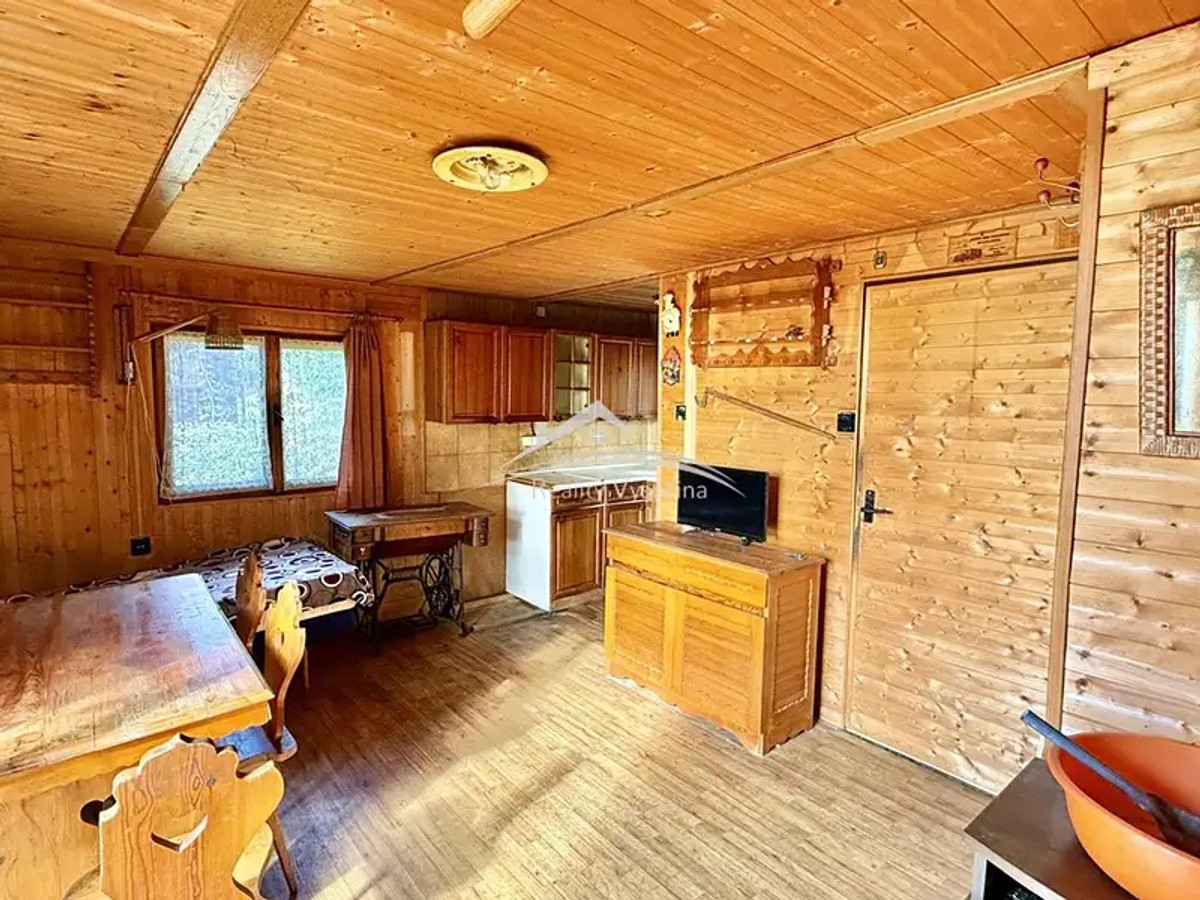 Prodej chaty 40 m², pozemek 300 m²