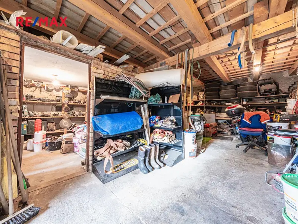 Prodej domu 350 m², pozemek 1872 m²