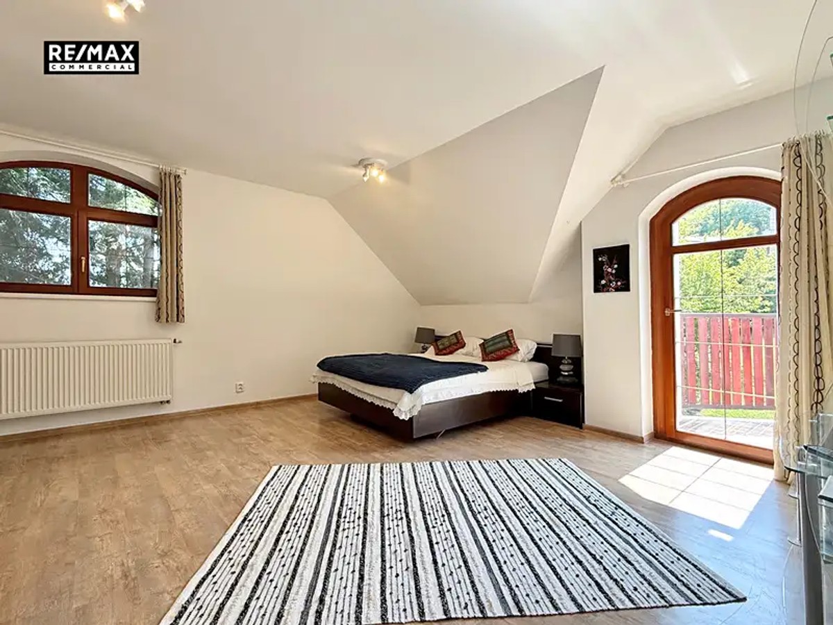Prodej domu 347 m², pozemek 963 m²