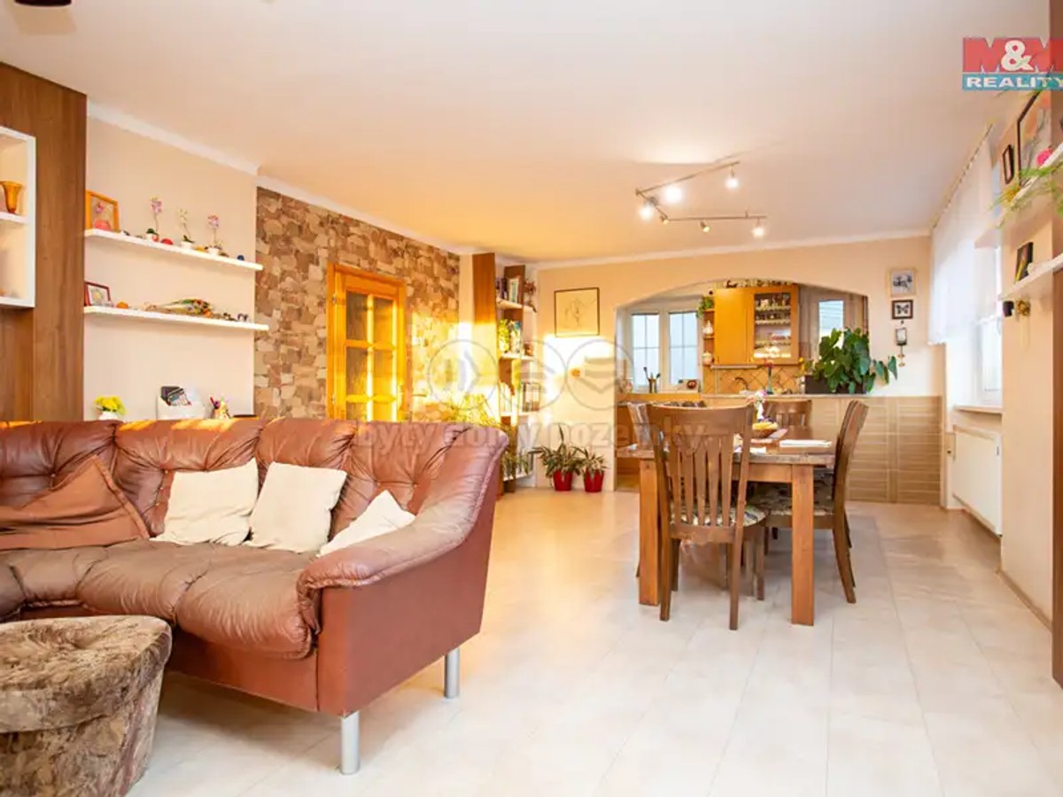 Prodej domu 236 m², pozemek 3597 m²