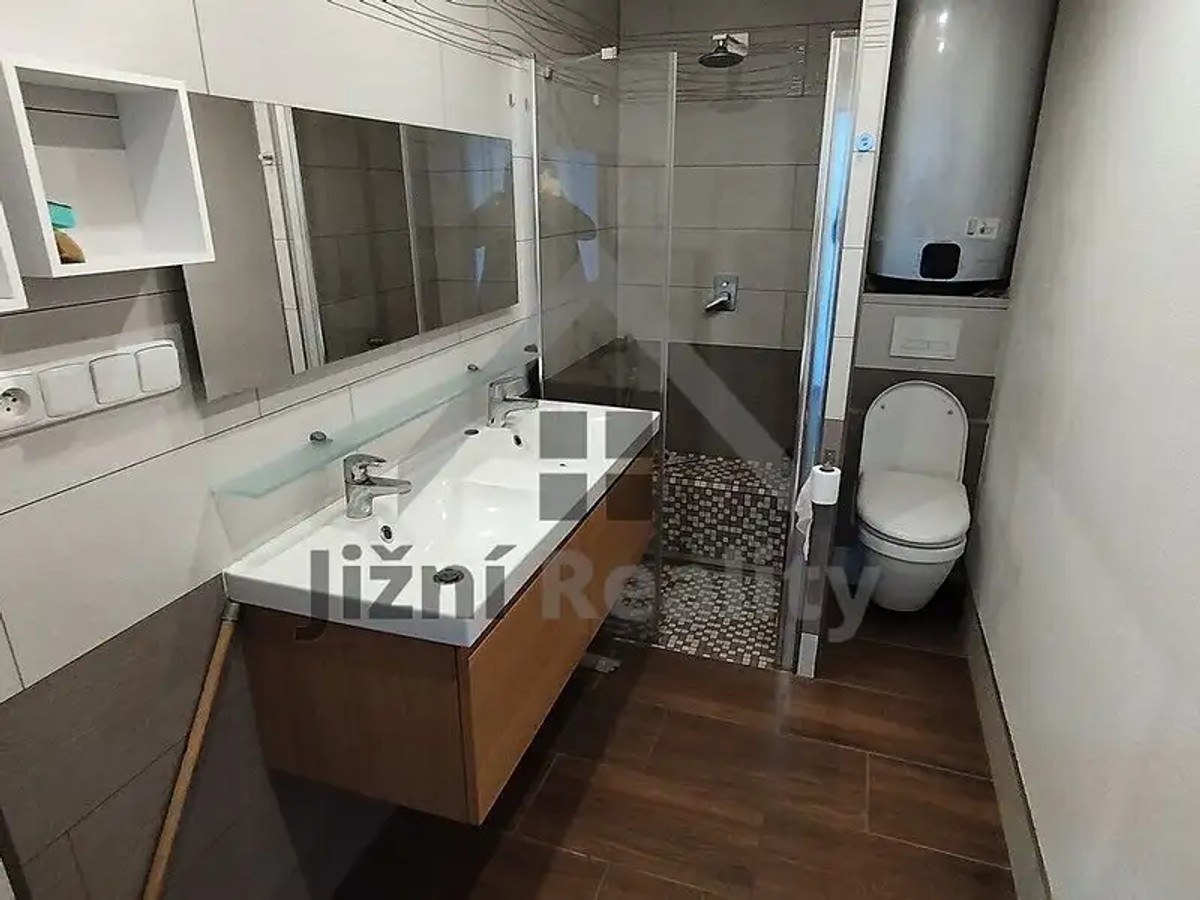 Prodej bytu 1+kk 57 m²