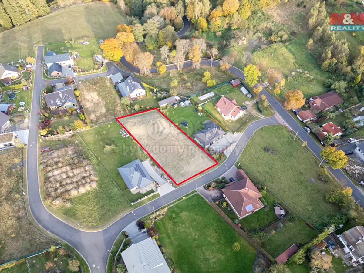 Prodej stavebního pozemku 1311 m²
