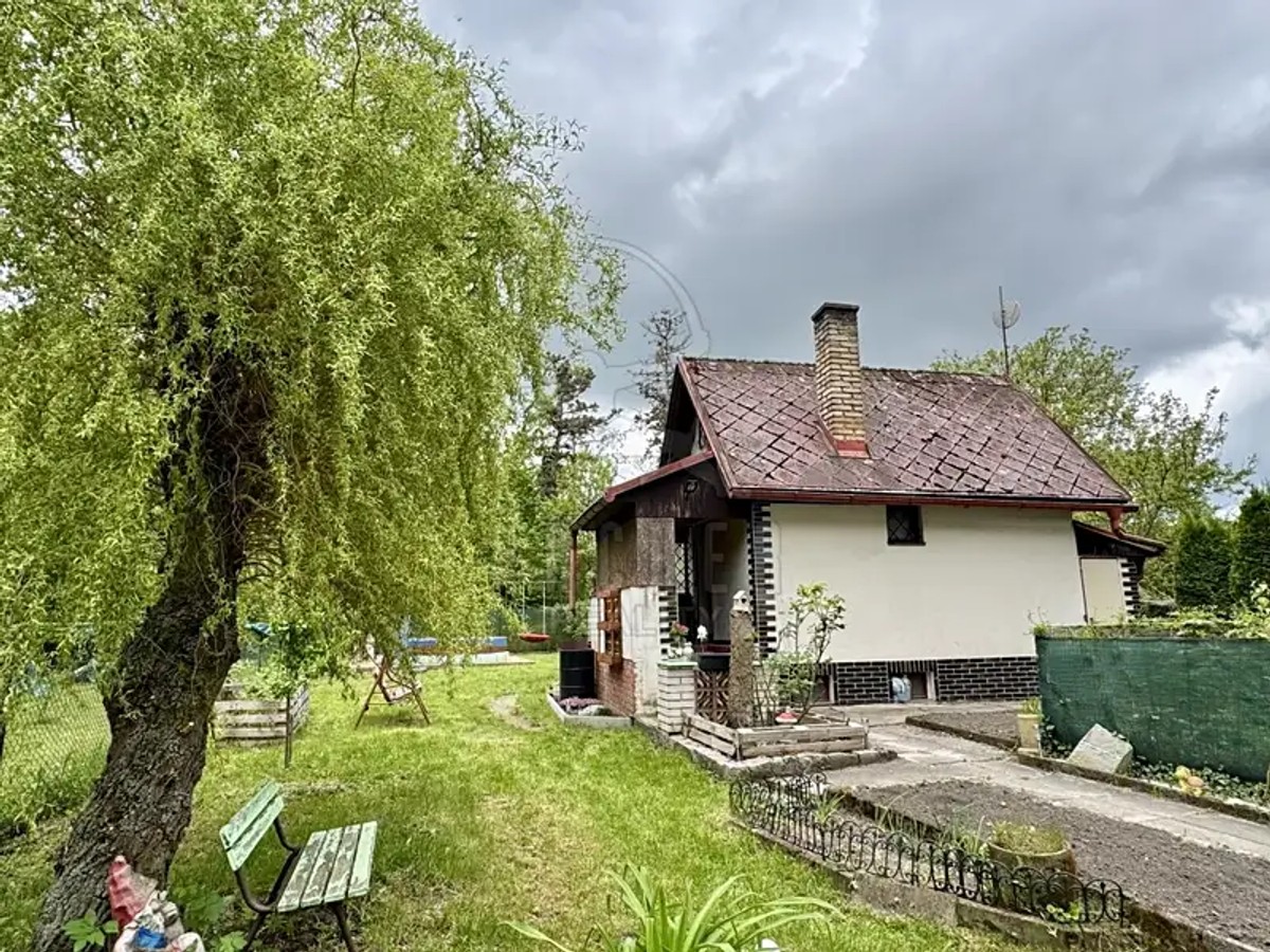 Prodej chaty 27 m², pozemek 528 m²