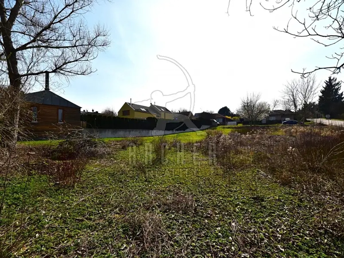 Prodej stavebního pozemku 628 m²