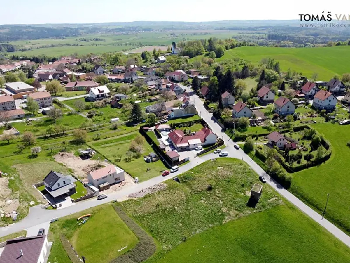 Prodej stavebního pozemku 673 m²