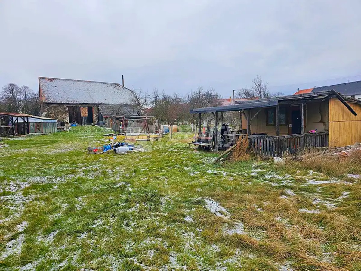 Prodej zemědělské usedlosti 320 m², pozemek 2468 m²