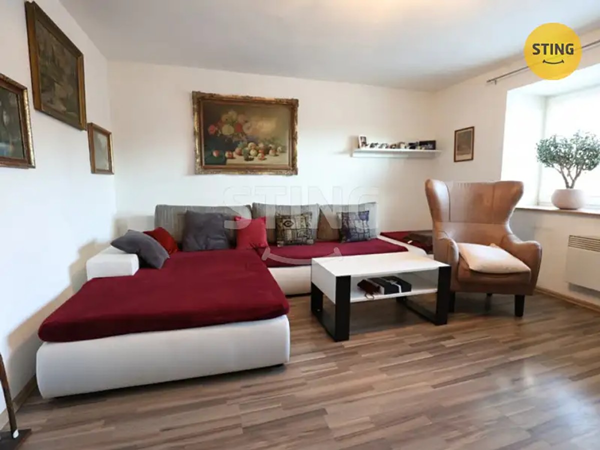 Prodej domu 220 m², pozemek 292 m²