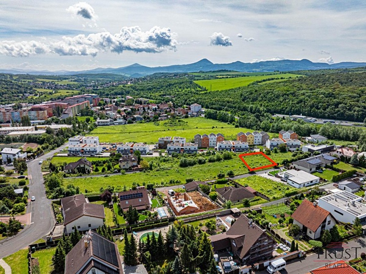 Prodej stavebního pozemku 900 m²