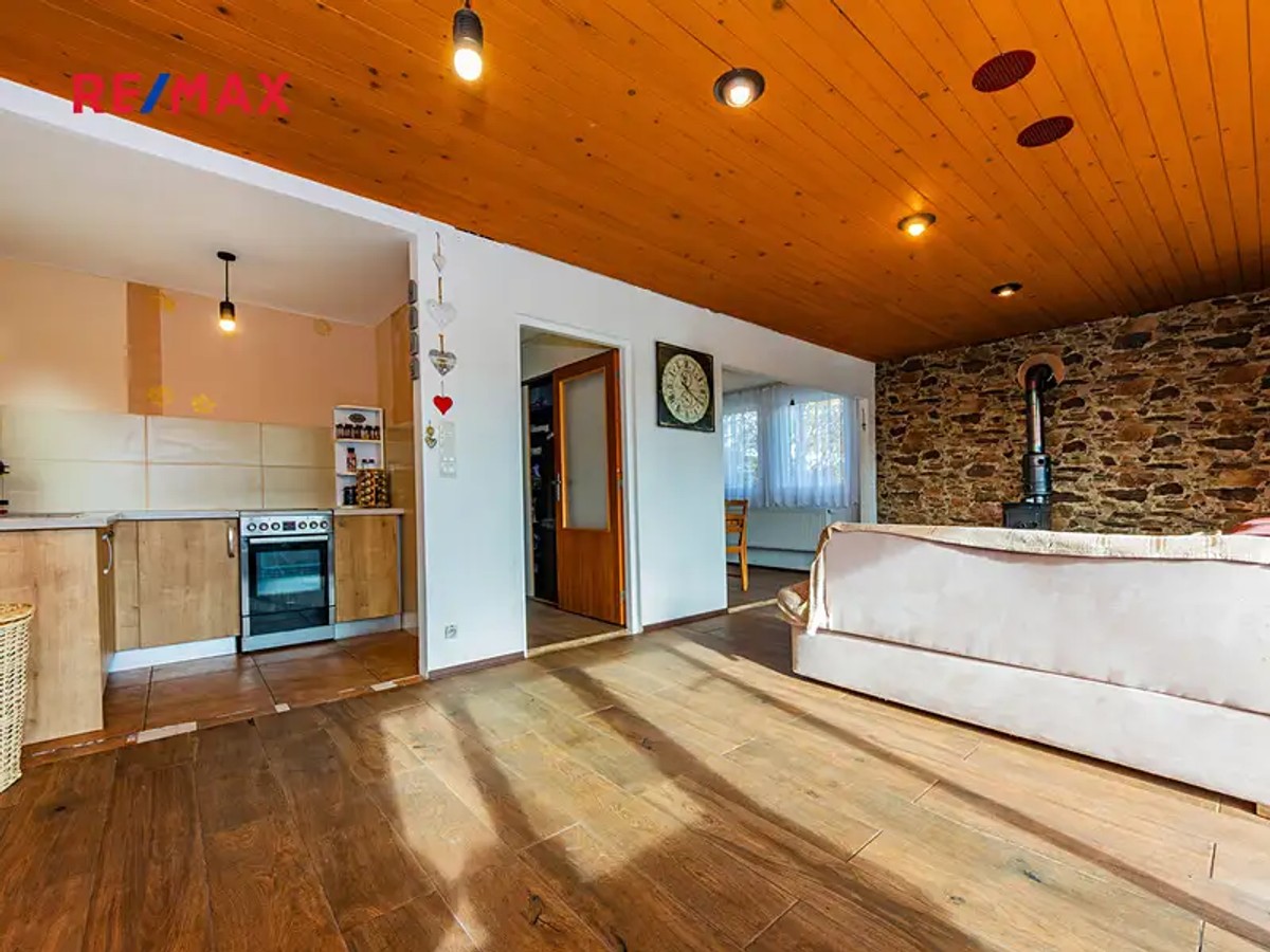 Prodej chaty 150 m², pozemek 460 m²