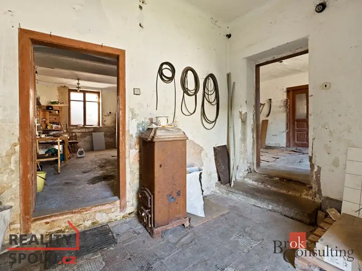 Prodej domu 297 m², pozemek 1378 m²