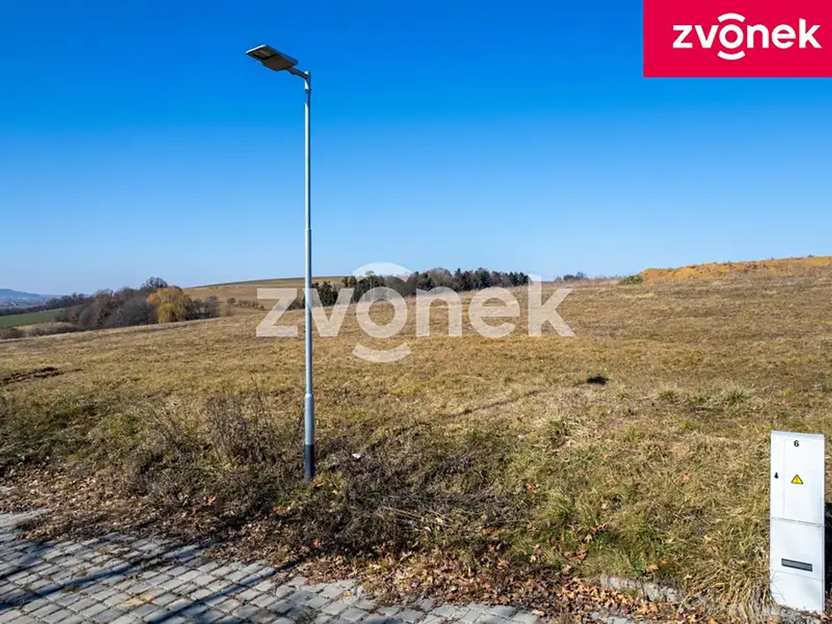 Prodej stavebního pozemku 1894 m²