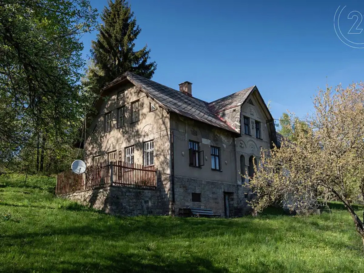Prodej domu 488 m², pozemek 1781 m²