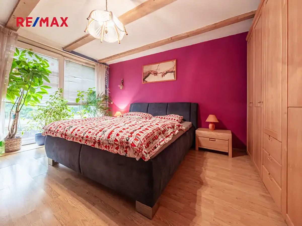 Prodej domu 350 m², pozemek 1872 m²