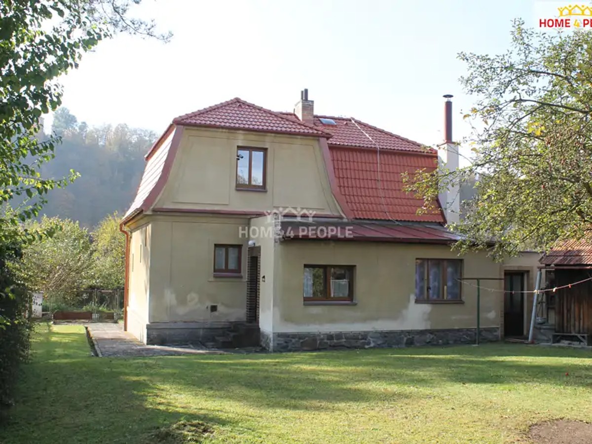 Prodej domu 724 m², pozemek 614 m²