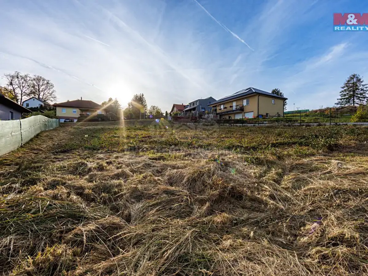 Prodej stavebního pozemku 1311 m²