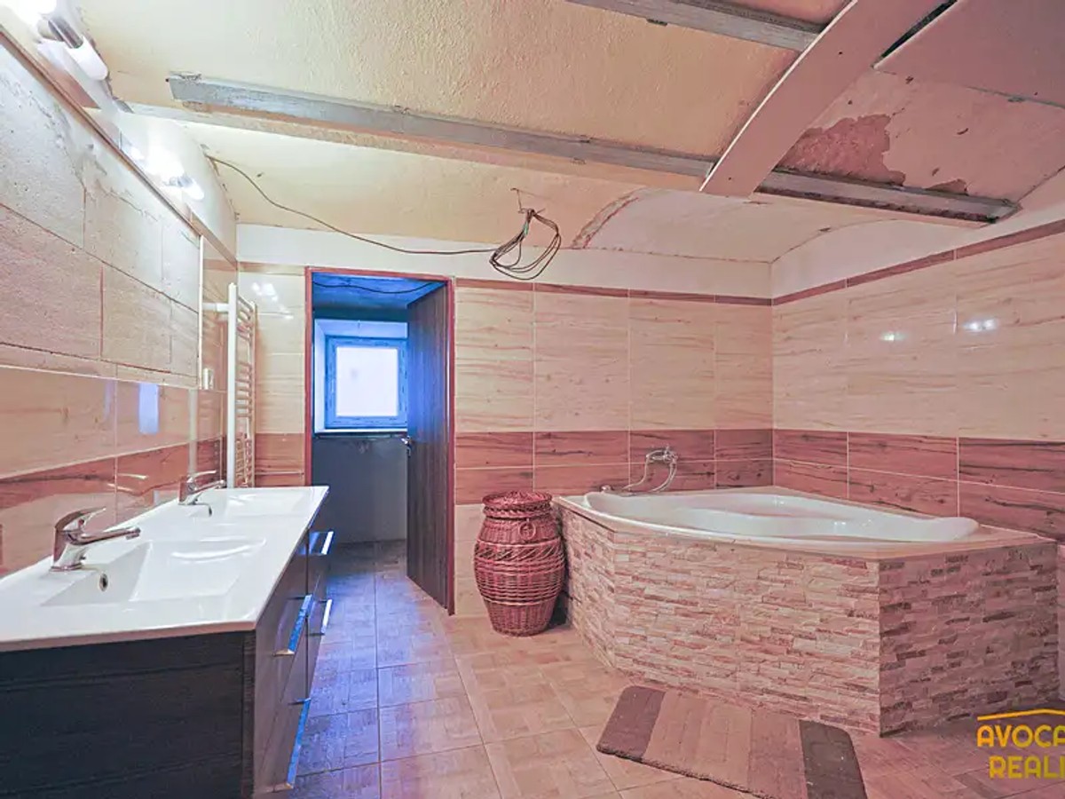 Prodaný dům 250 m², pozemek 1612 m²