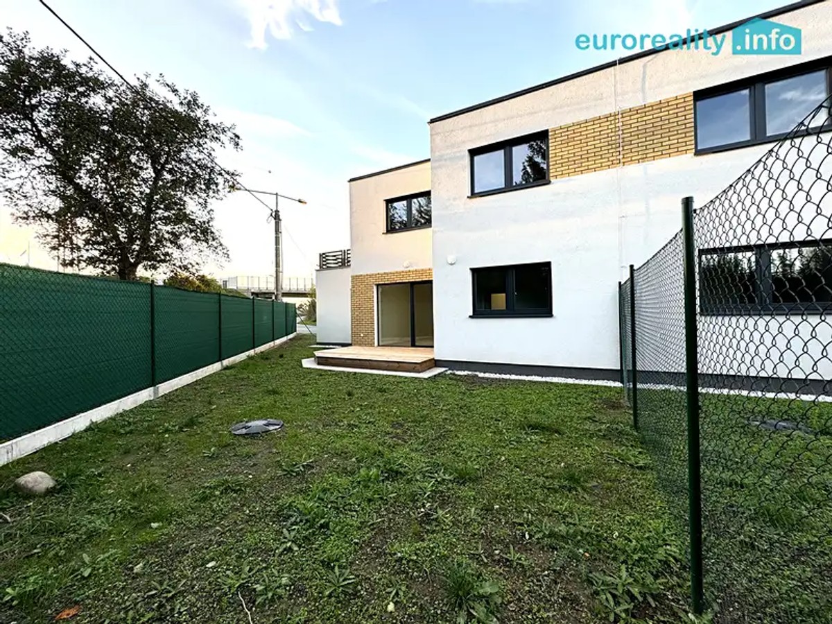 Prodej domu 260 m², pozemek 536 m²