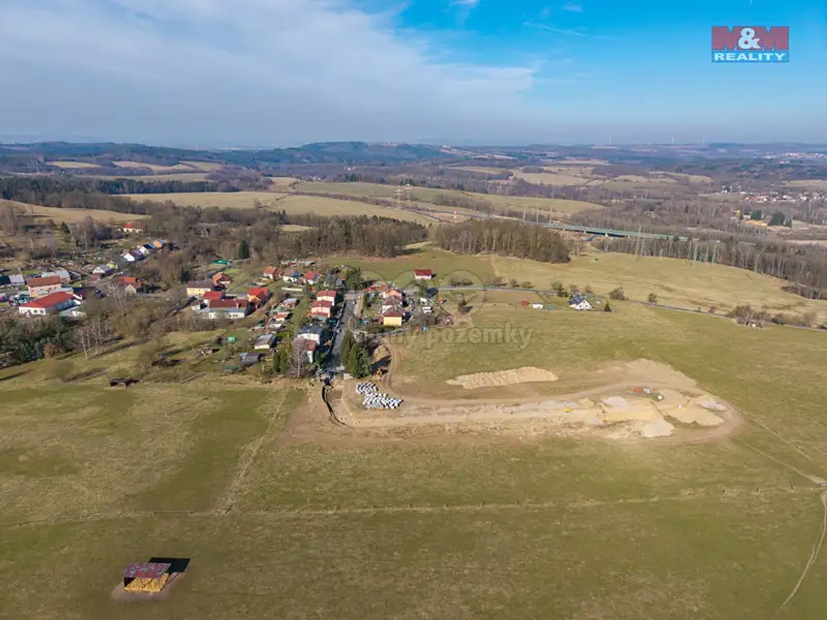 Prodej stavebního pozemku 957 m²