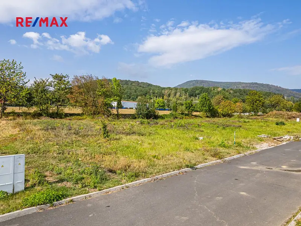 Prodej stavebního pozemku 1109 m²