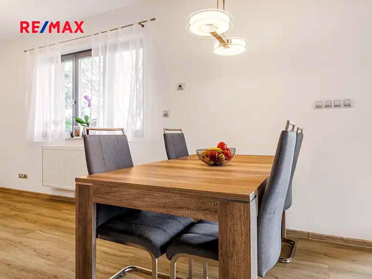 Prodej domu 198 m², pozemek 697 m²