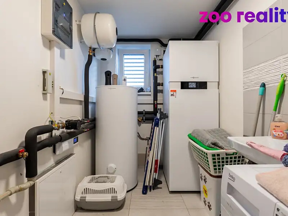 Prodej domu 353 m², pozemek 772 m²