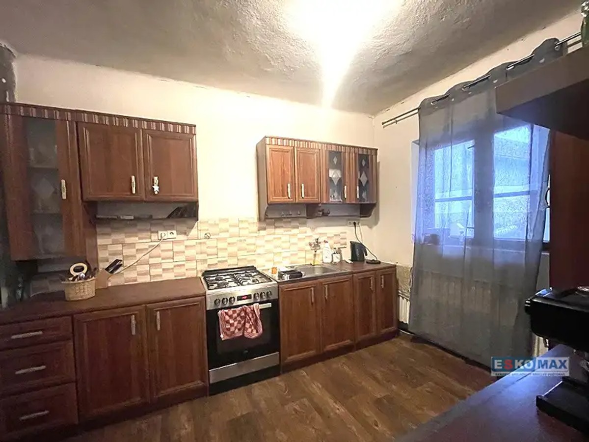 Prodej domu 300 m², pozemek 688 m²