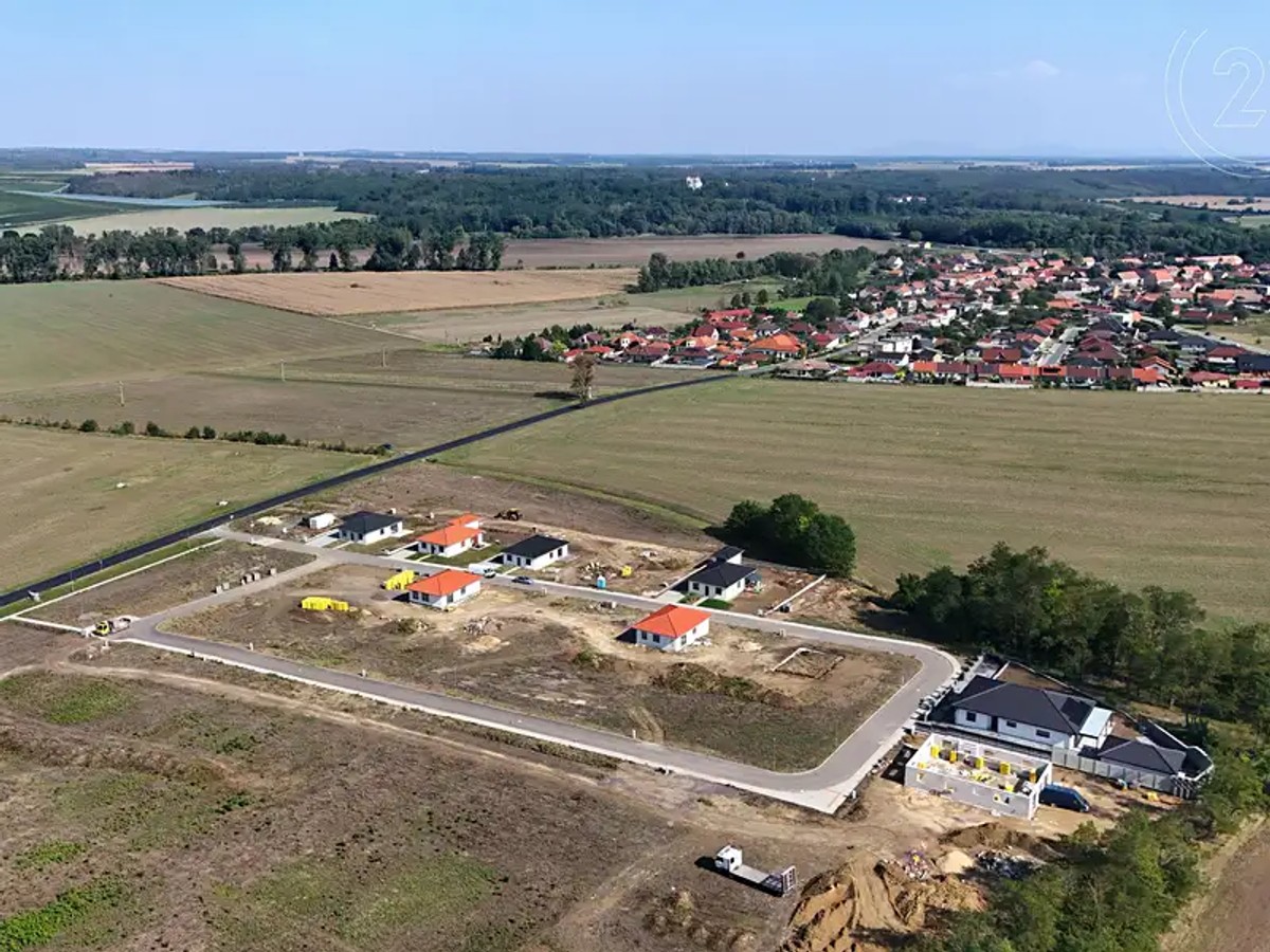 Prodej stavebního pozemku 805 m²