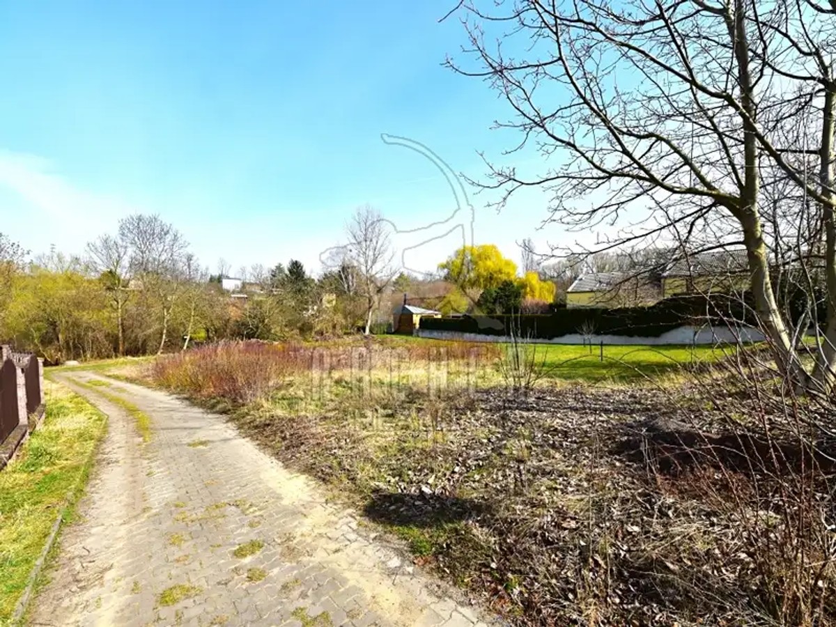 Prodej stavebního pozemku 628 m²