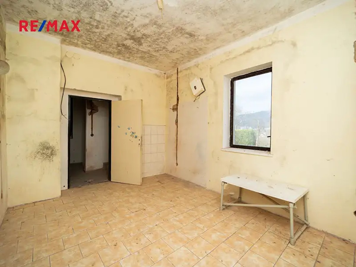 Prodej domu 105 m², pozemek 2002 m²