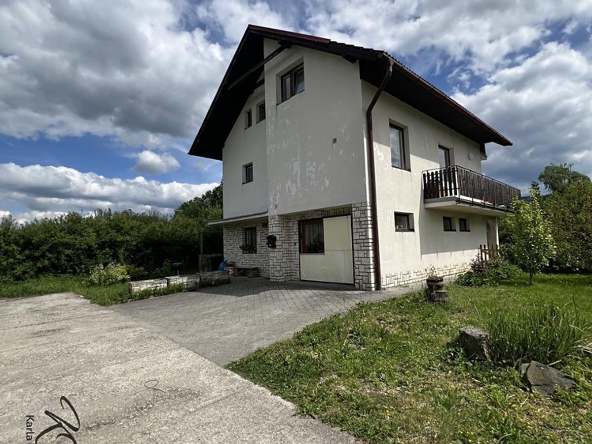 Prodej domu 230 m², pozemek 700 m²