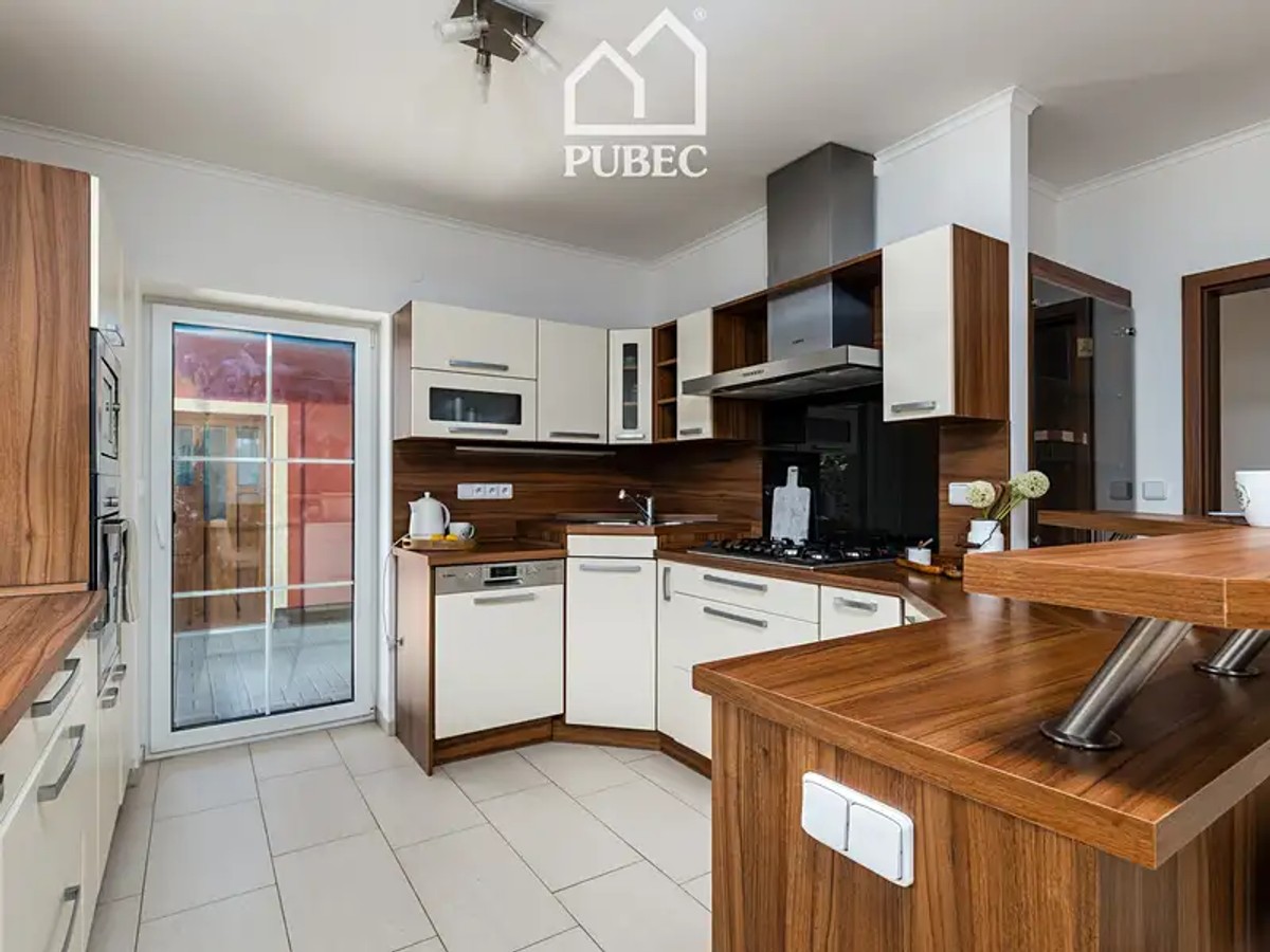 Prodej domu 188 m², pozemek 895 m²