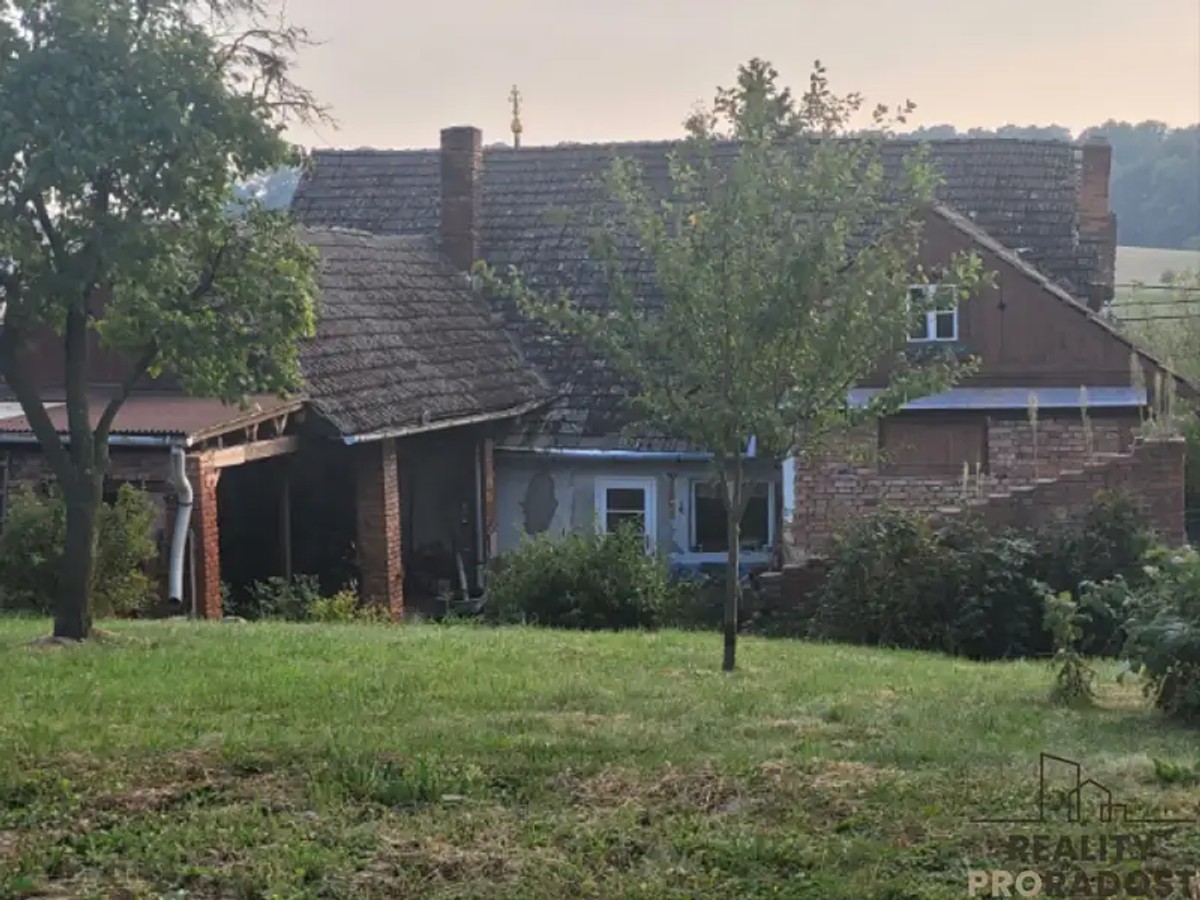 Prodej domu 90 m², pozemek 2454 m²