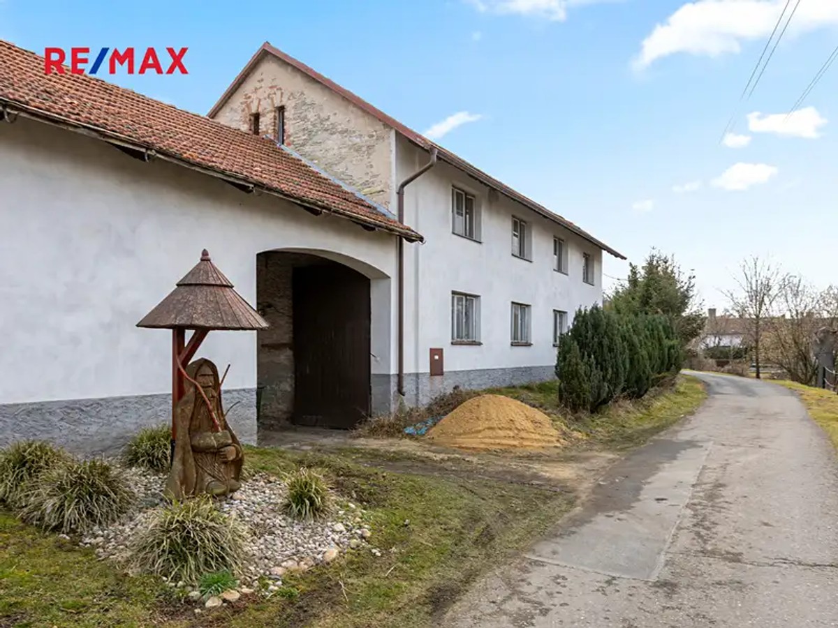 Prodej zemědělské usedlosti 145 m², pozemek 6222 m²
