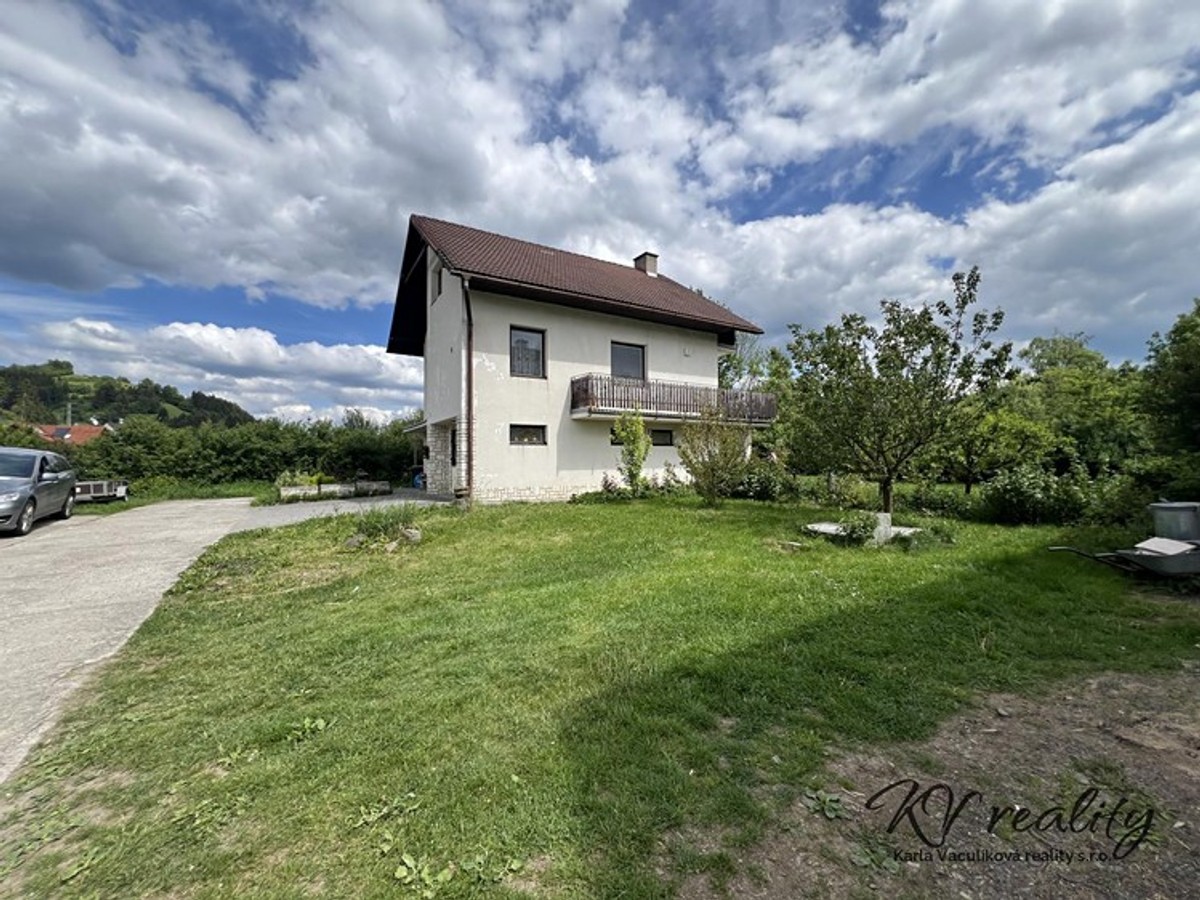 Prodej domu 230 m², pozemek 700 m²