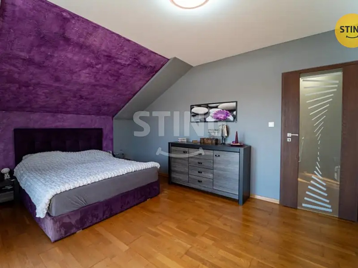 Prodej domu 215 m², pozemek 2159 m²