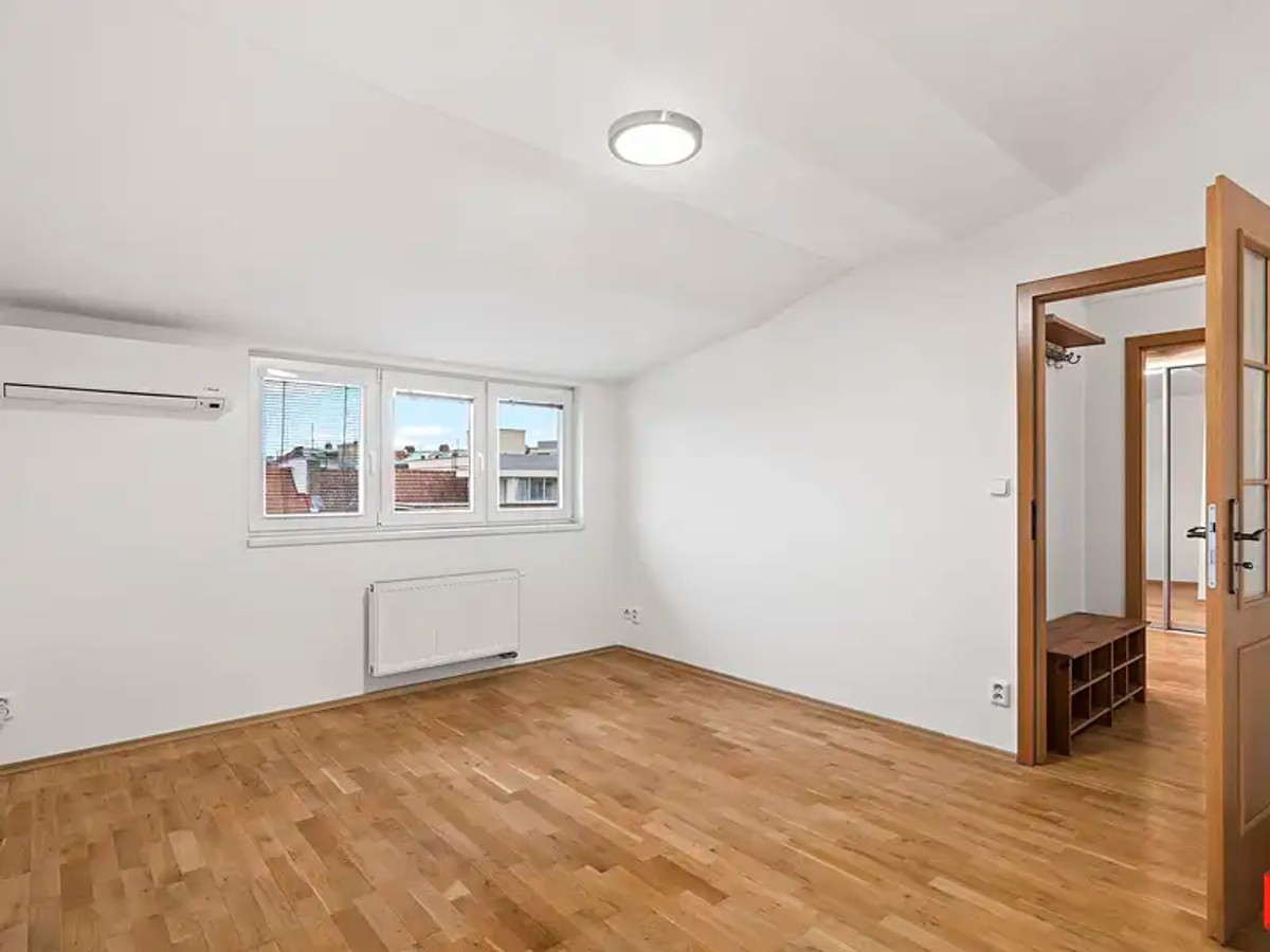 Prodej bytu 3+kk 90 m²