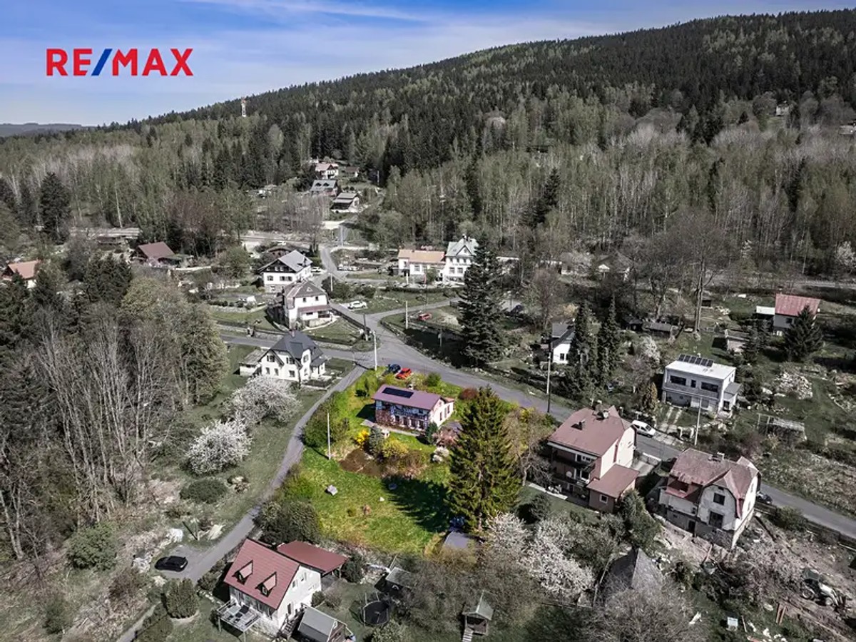 Prodej domu 204 m², pozemek 1737 m²
